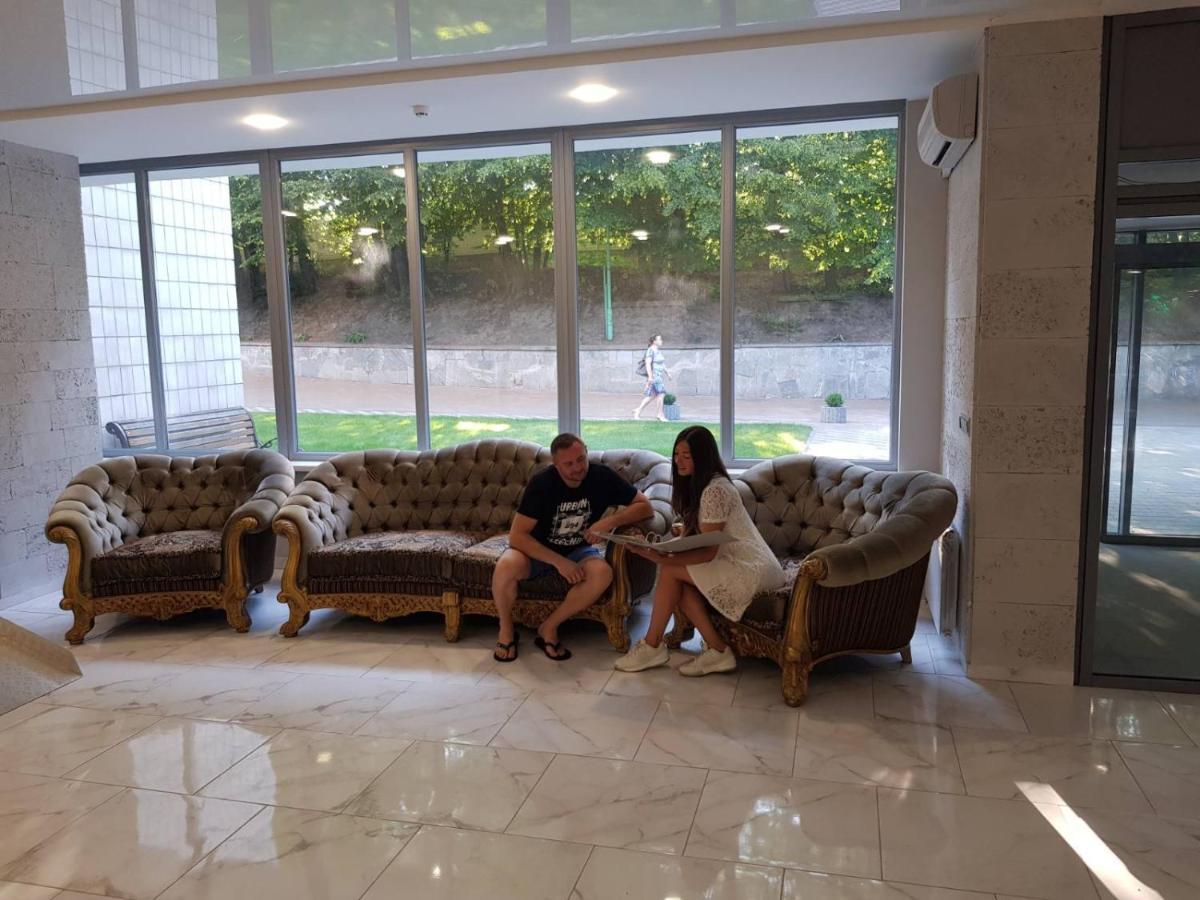 Sanatoriy-Hotel Feofaniya Kijev Kültér fotó